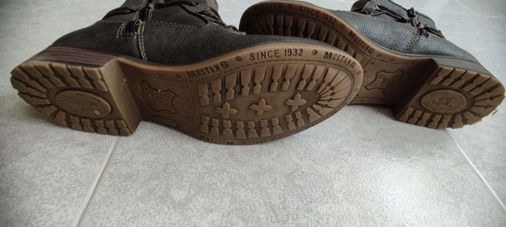 Botas Novas n. 37