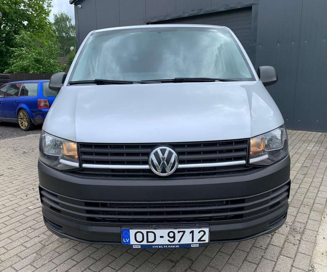 Volkswagen Caravelle 2016