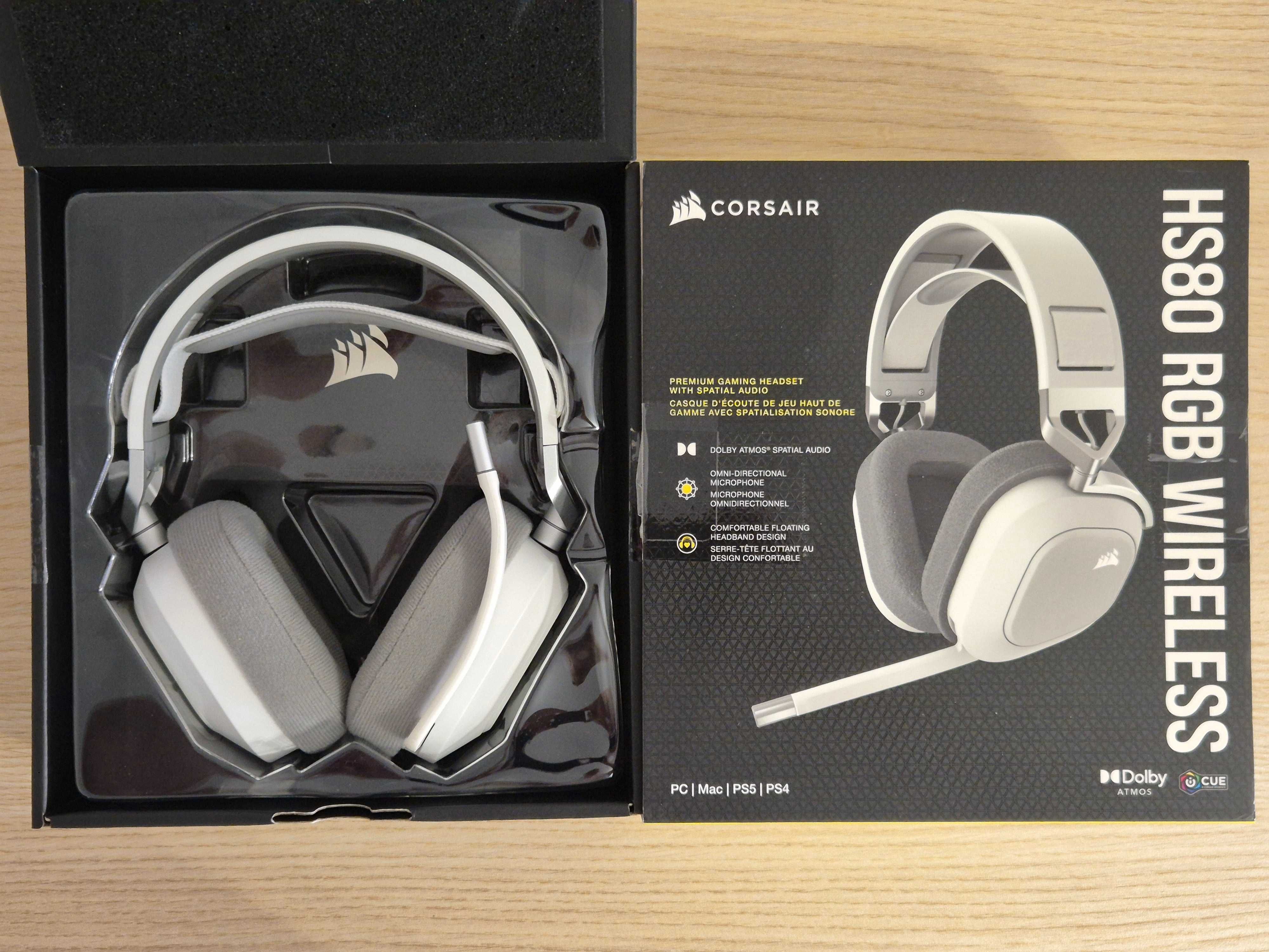 Навушники Corsair HS80 RGB Wireless
