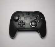 Nintendo Switch Pro Controller + uchwyt