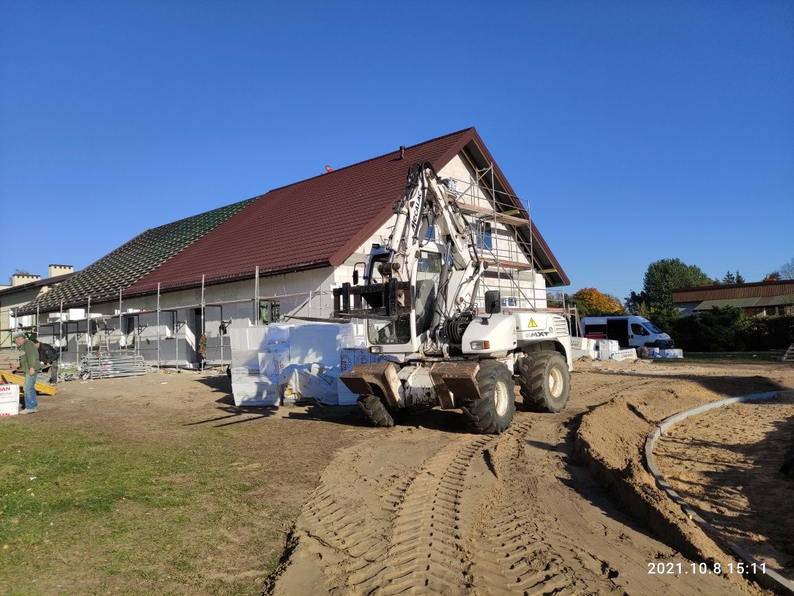 Usługi koparka Mecalac oraz wywrotka 6x6 wykopy roboty ziemne szambo