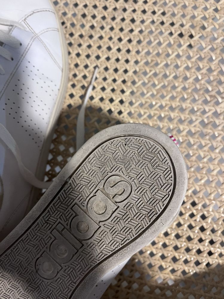 Tenis Adidas nr 39