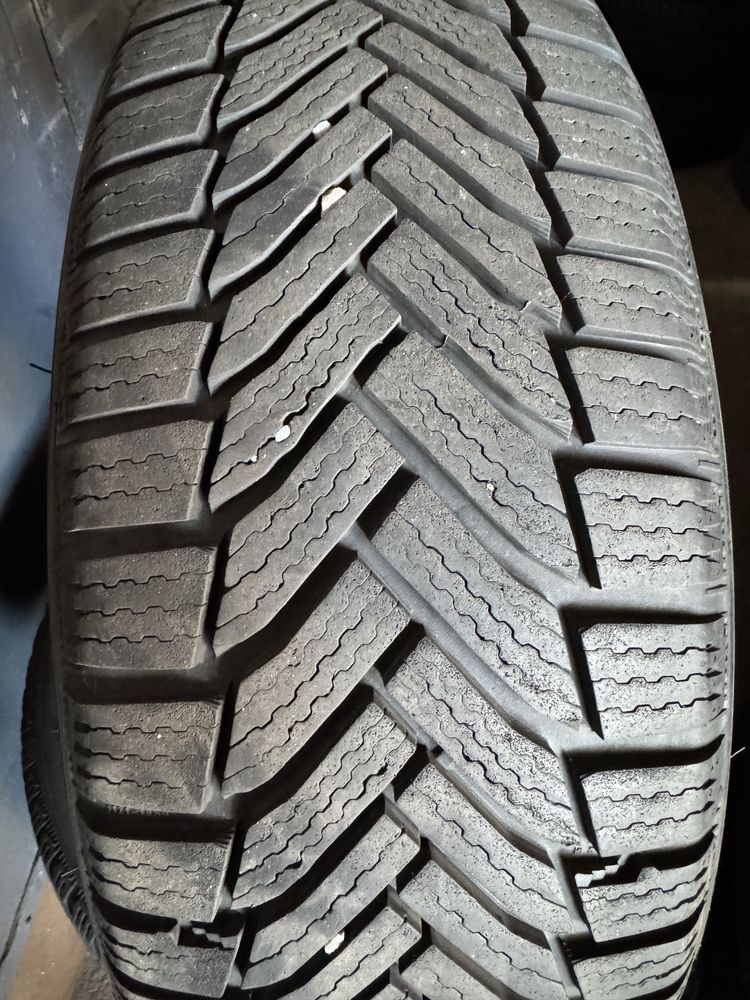 Шини зимові 205/60/16 Michelin