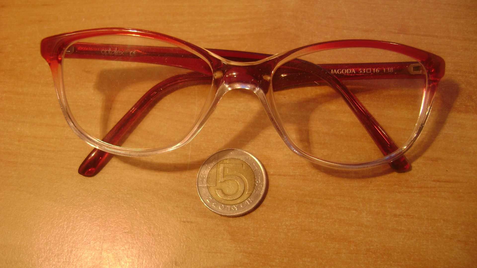 Starocie z PRL - Okulary korekcyjne damskie -1 dioptria rozstaw 13cm