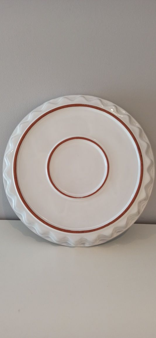 Duże naczynie do zapiekania, tarta, taca