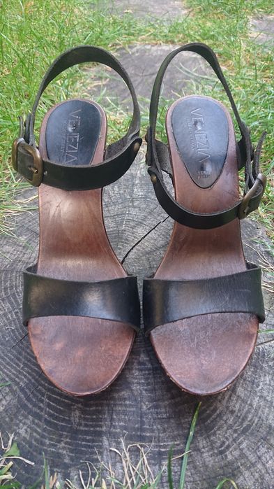 Venezia czarne skórzane sandały sandałki drewniaki.