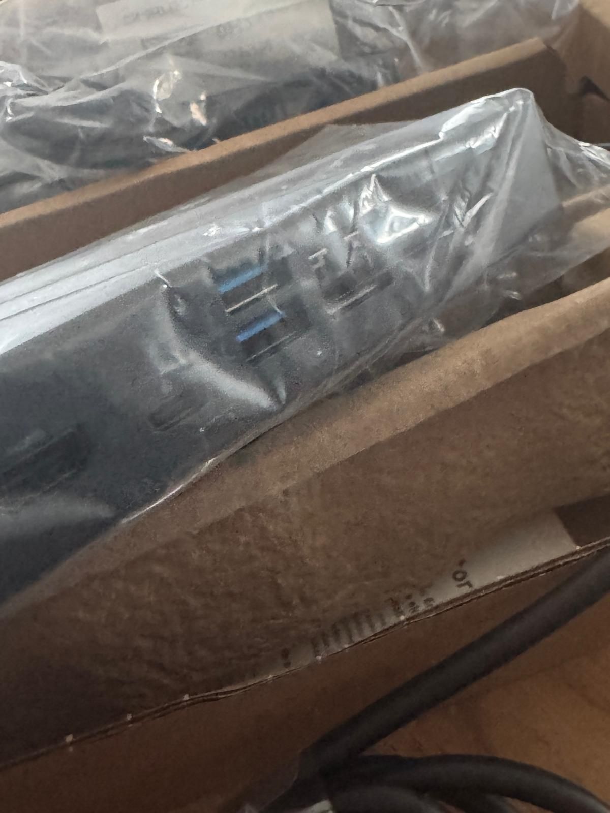 DELL Stacja dokująca Dell WD19S 180W