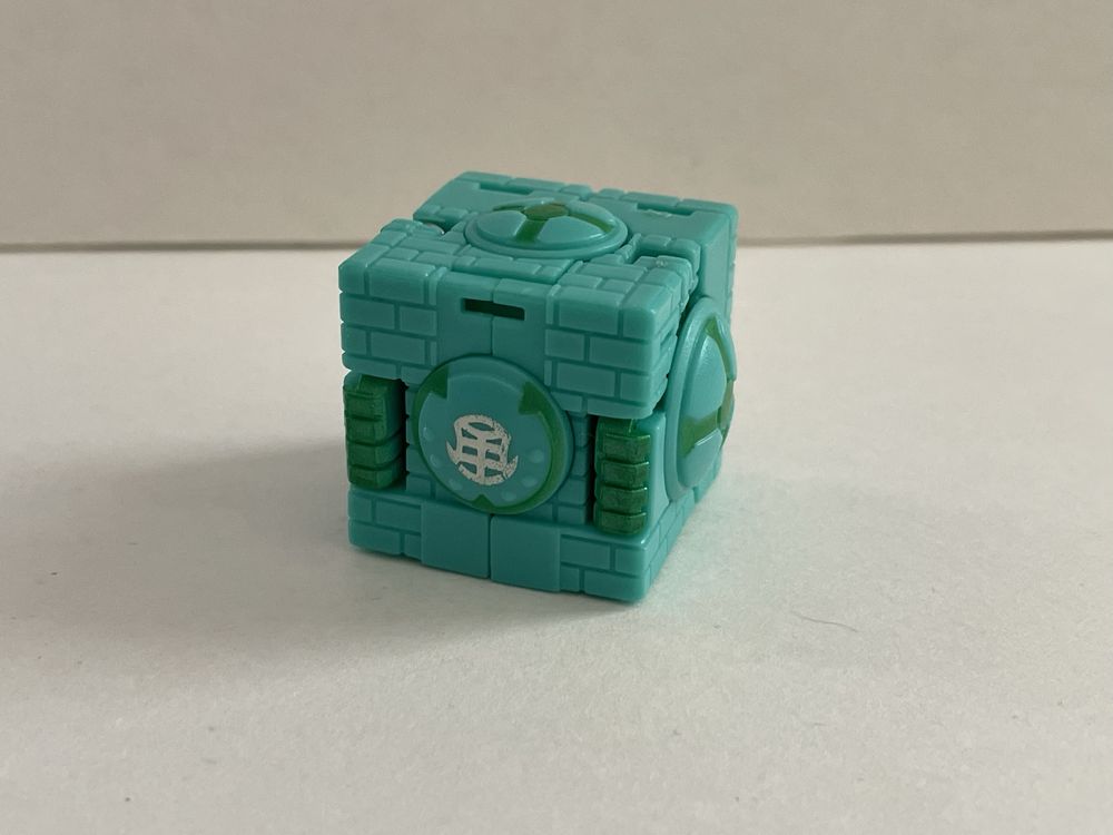 Figurka Bakugan Piercian Green Haos Ventus Trap