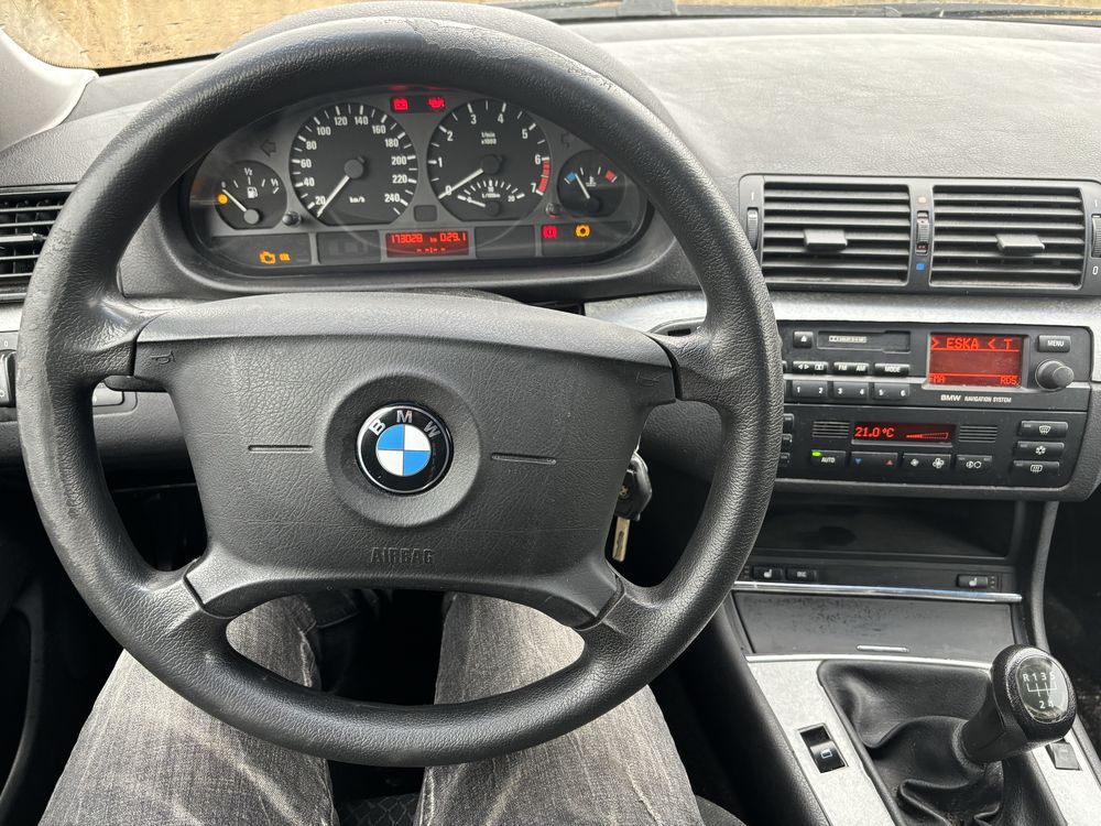 BMW 318TI kompakt