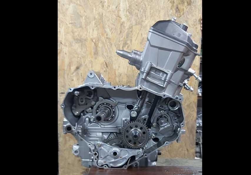 Silnik CRF1100 DCT slupek sprawny  2000km bez wad  JAK NOWY