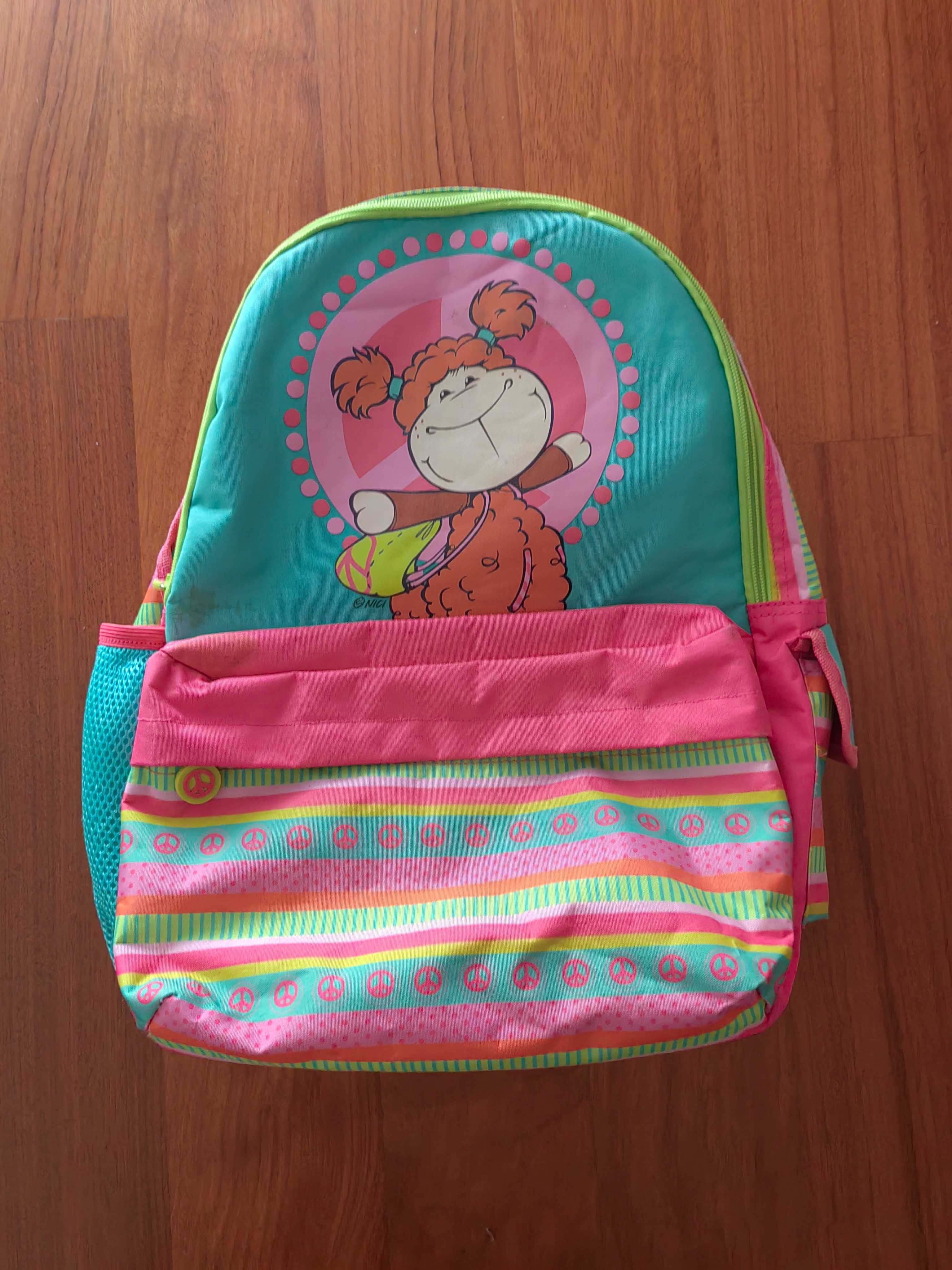 Mochila e estojos Nici