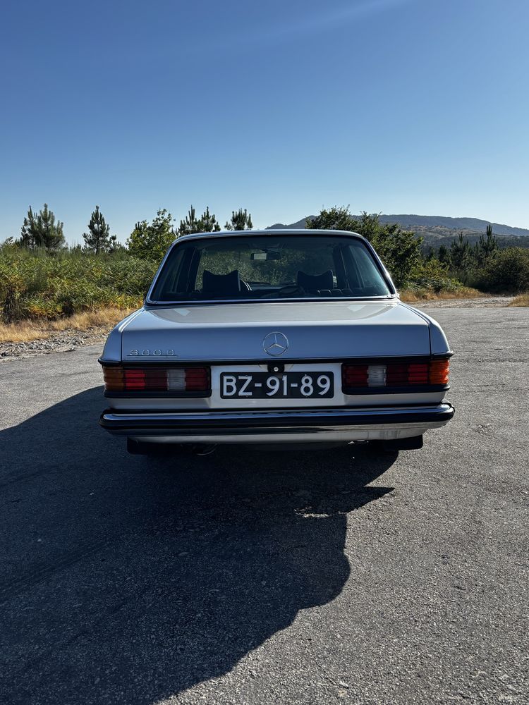 Mercedes Benz W123 300D