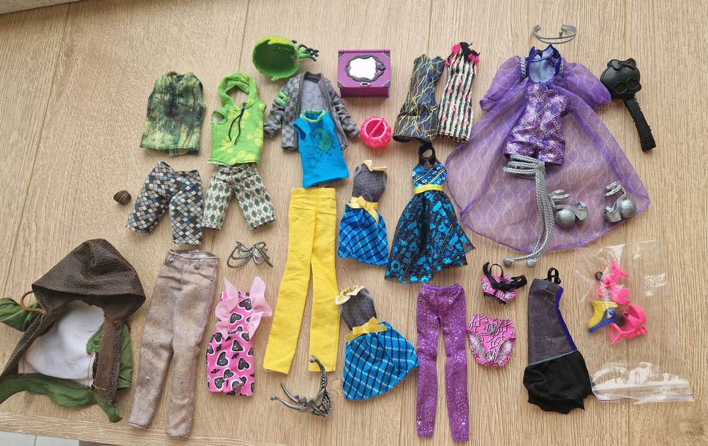 Одяг, взуття, аксесуари ляльки Монстер хай Monster High