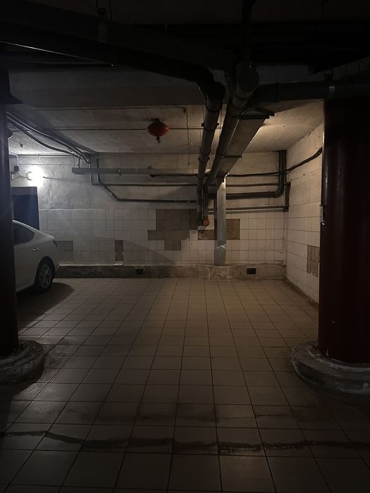 Продам ПАРКІНГ в Центрі міста!