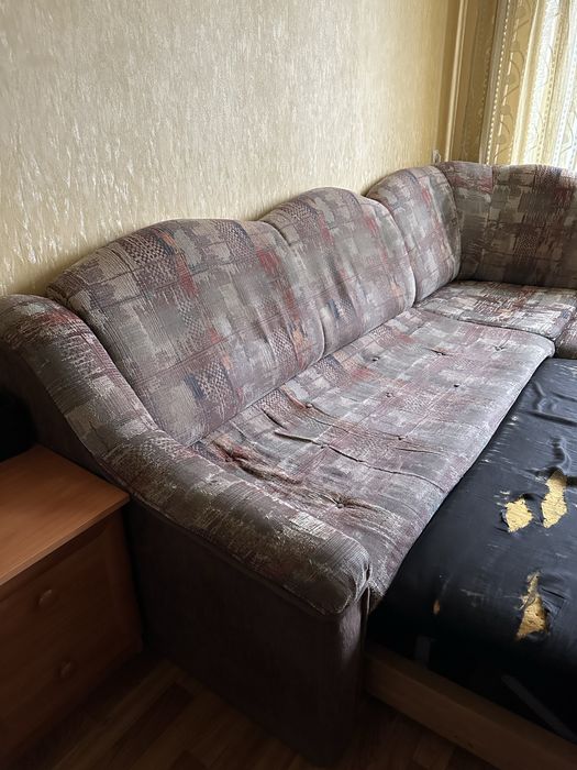 Продам Диван угловой