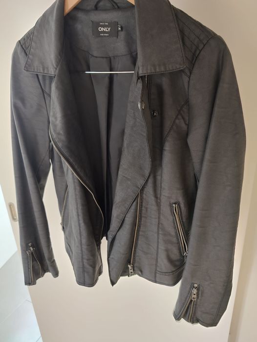 Vendo casaco Only