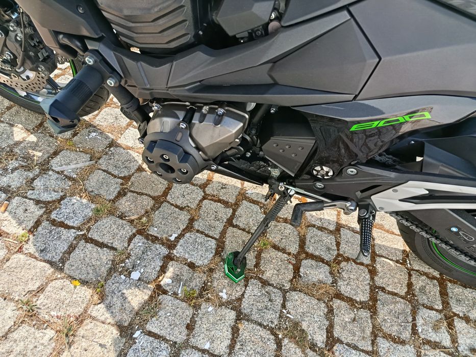 Mota Kawasaki Z800 Abs