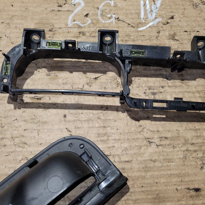 Panel przełączniki elektrycznych szyb stelaż vw passat b5 2000r