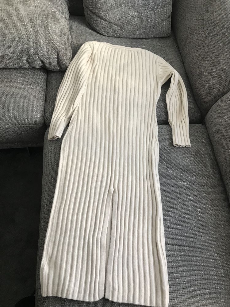 Платье H&M   S-M