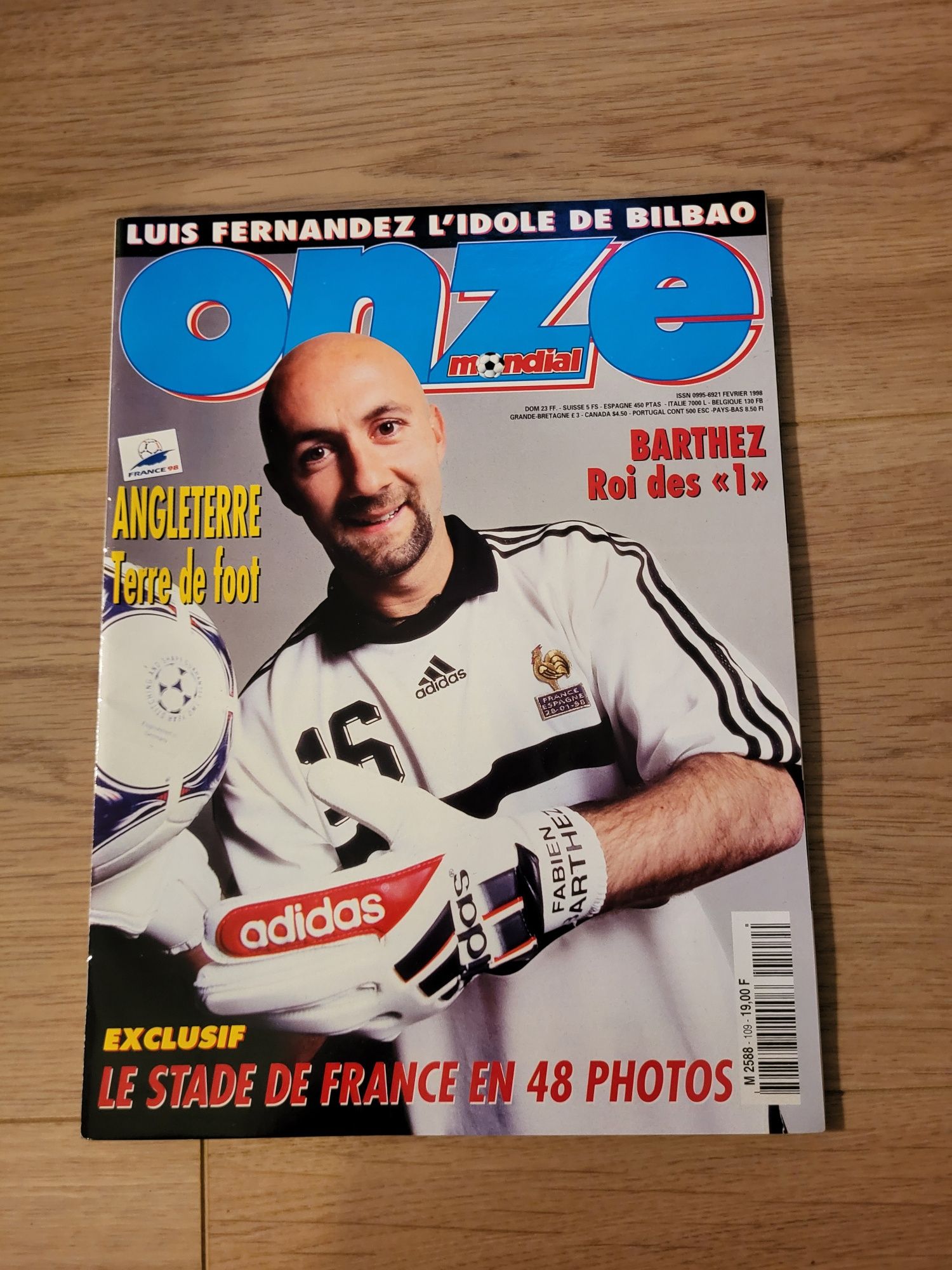 Magazyn piłkarski Francja Onze 1998 Barthez