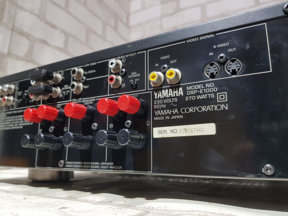 Стерео підсилювач/усилитель YAMAHA DSP-E1000, б/у з Німеччини +1 ц