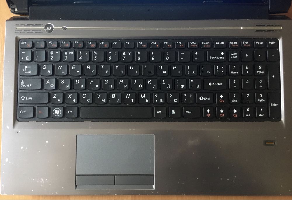 Ноутбук Lenovo v 570