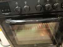 Placa e forno antigo