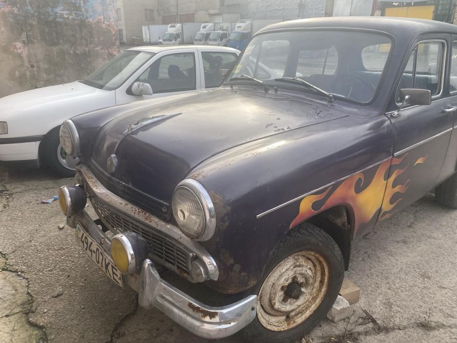 Ретро автомобиль