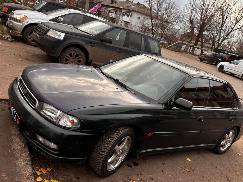 Subaru Legacy 1998 года 2,5 4x4