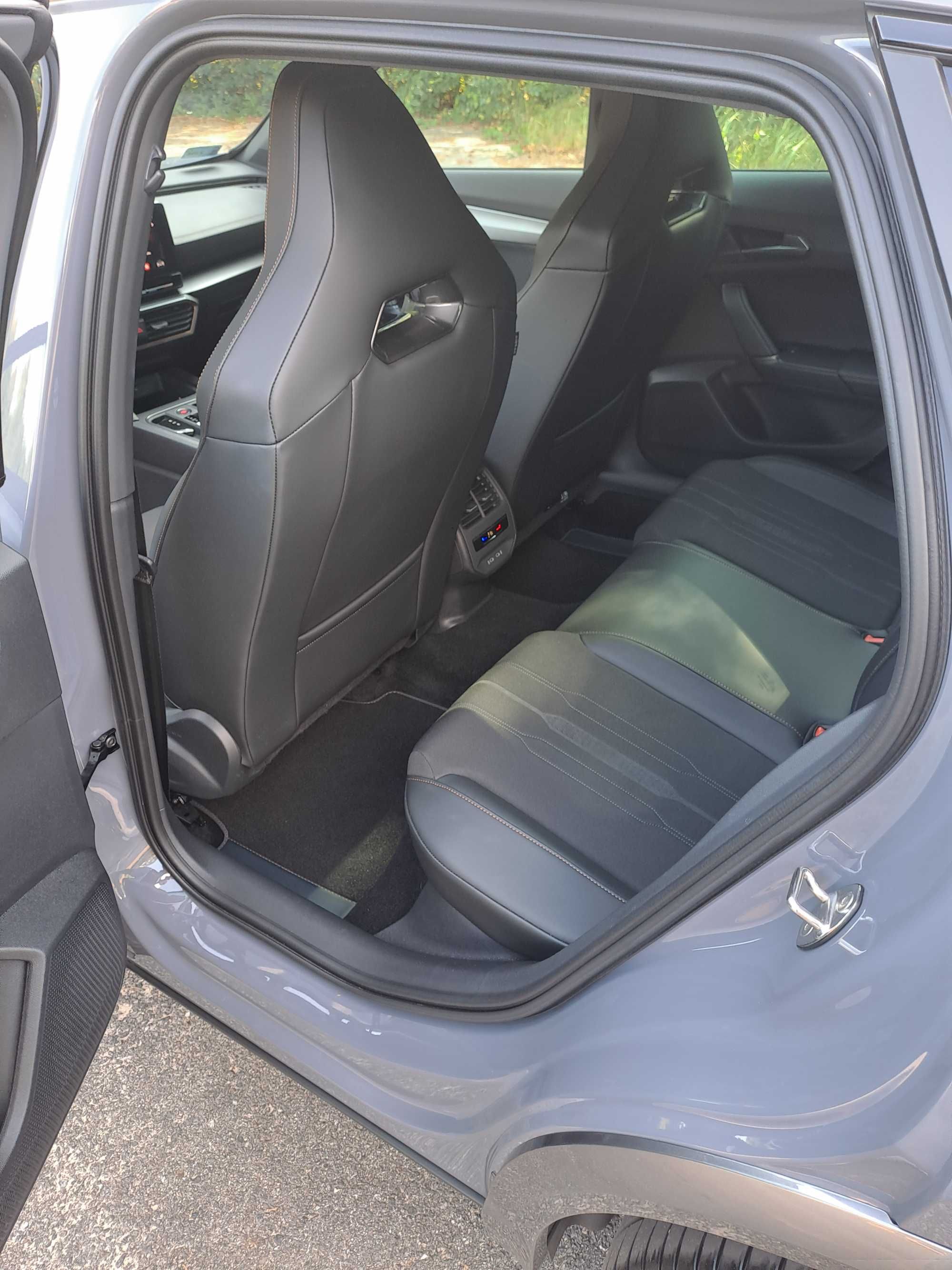 Cupra Formentor 2,0TSI 4Drive DSG bezwypadkowy Jak NOWY Garażowany