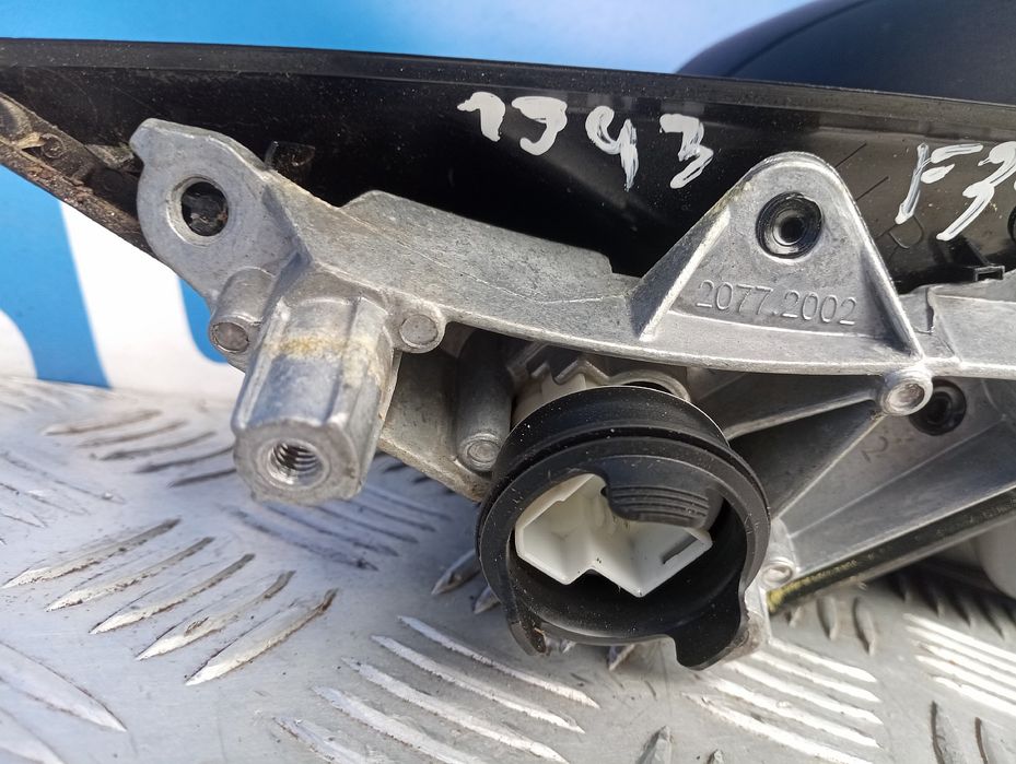 Дзеркало дверей бічне праве 3 F30 Зеркало БМВ 3 Ф30 Розборка бмв