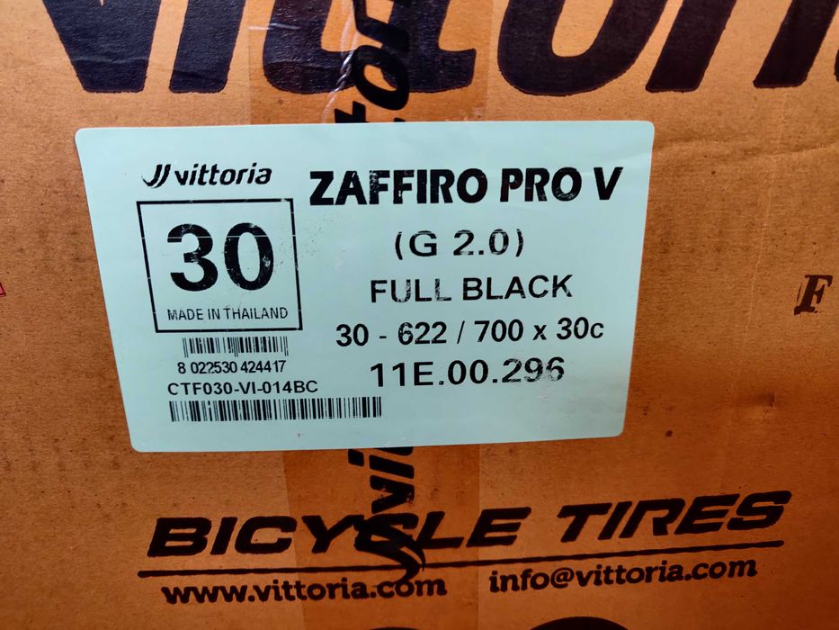 Dwie opony Vittoria Zaffiro Pro Graphene 2.0, 700x30c 30-622, nowe