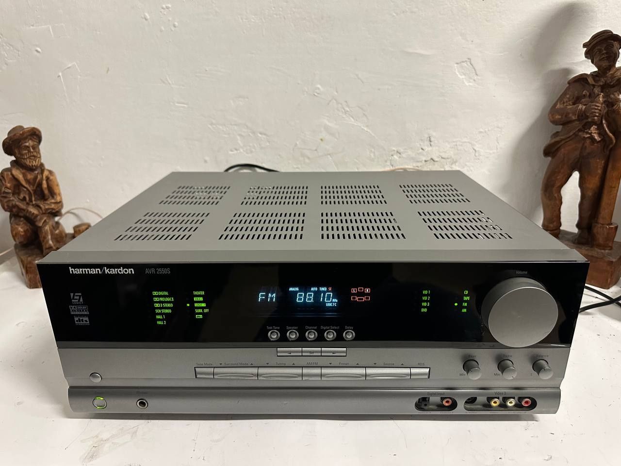 5.1 AVR Amplituner Harman Kardon AVR 2550
