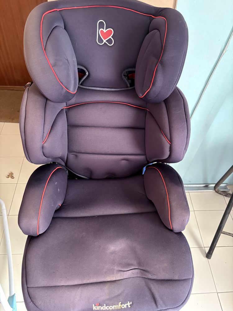 Cadeira auto para ser utilizado o cinto do carro