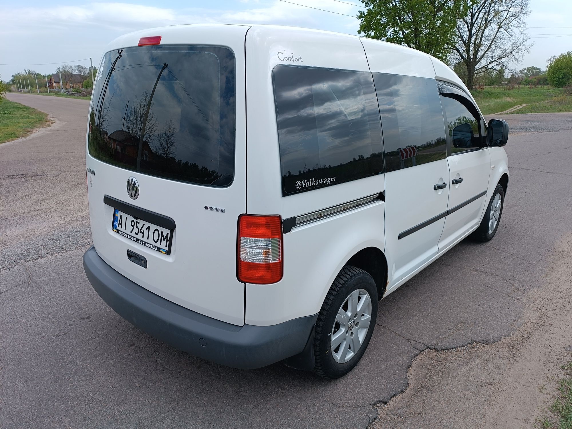 Продам VOLKSWAGEN CADDY 2.0 Газ/ бензин