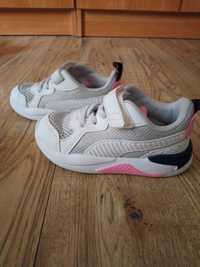 Buty Puma dla dziewczynki roz 25