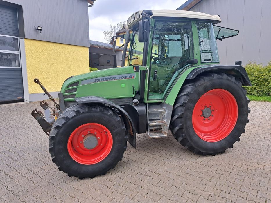 Fendt 309ci nie vario fendt 308 john deere Tuz Wom