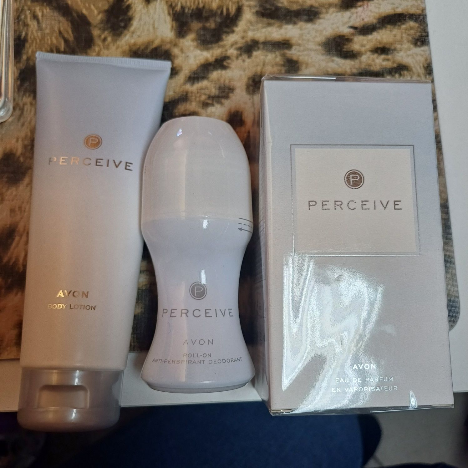 Zestaw perceive avon