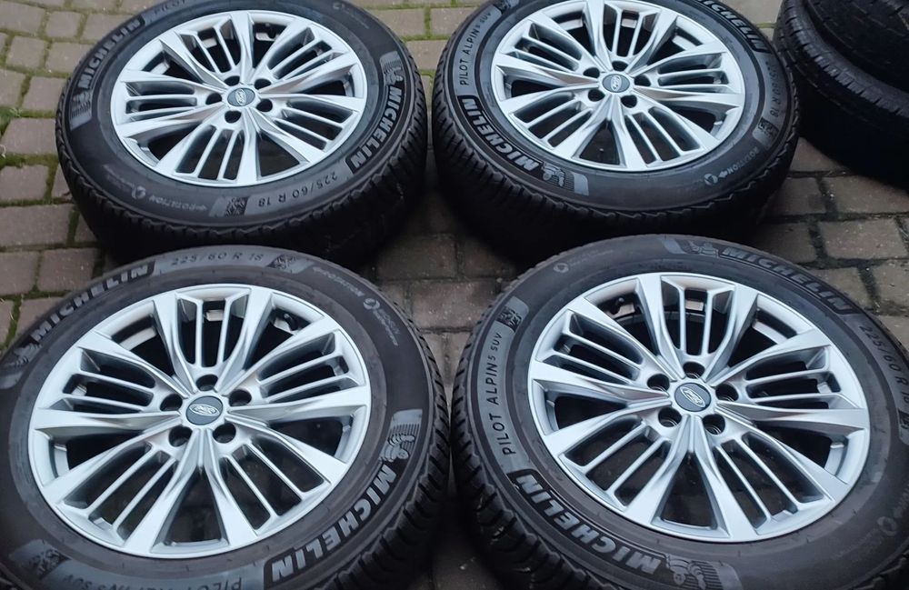 Koła Zimowe Felgi Aluminiowe Oryg. Ford Kuga 18 Cali 5x108 Et50  Michelin 225/60/18 2020r Ideał