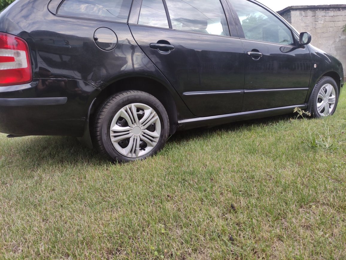 Skoda fabia 1.2  oplaty do lutego 2026