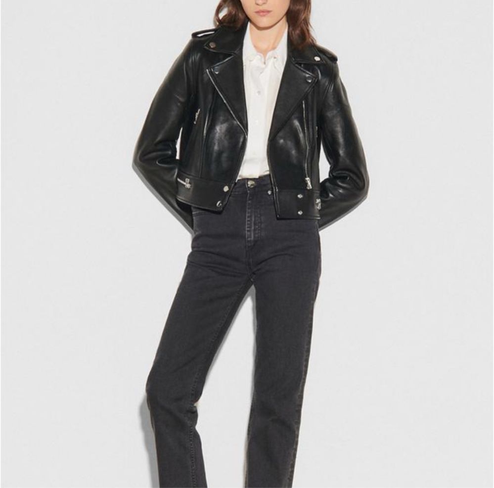 Жіноча шкірянка косуха sandro paris