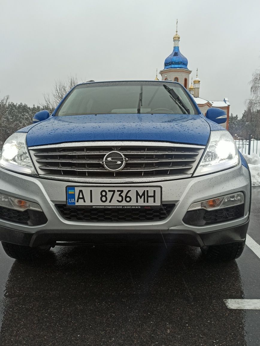 SsangYong Rexton W - 2013 года , 2.0 дизель. Сборка Ю.Корея.