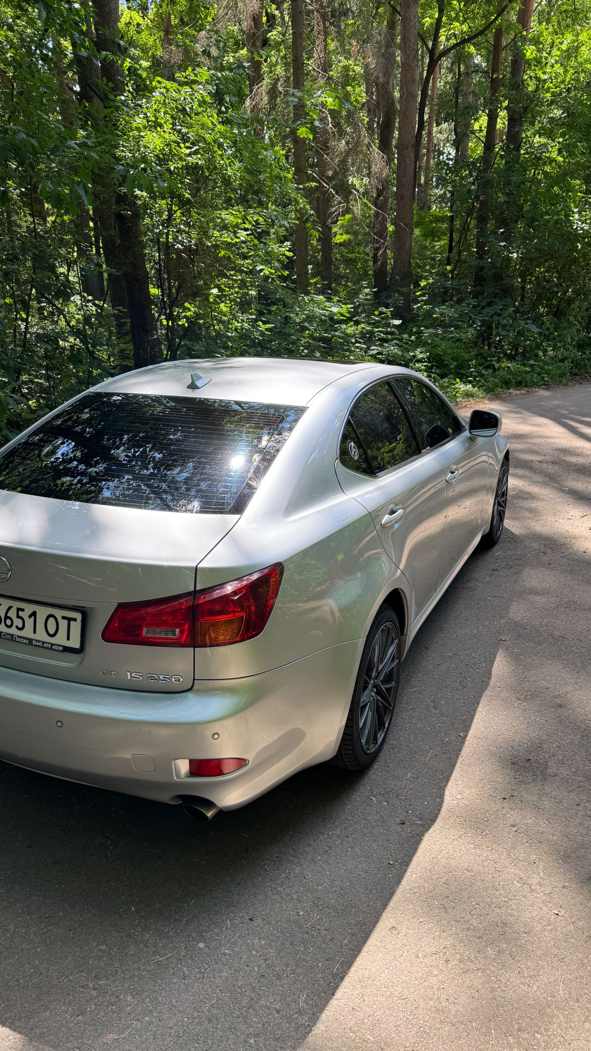 Продам Lexus is 250 awd 2007