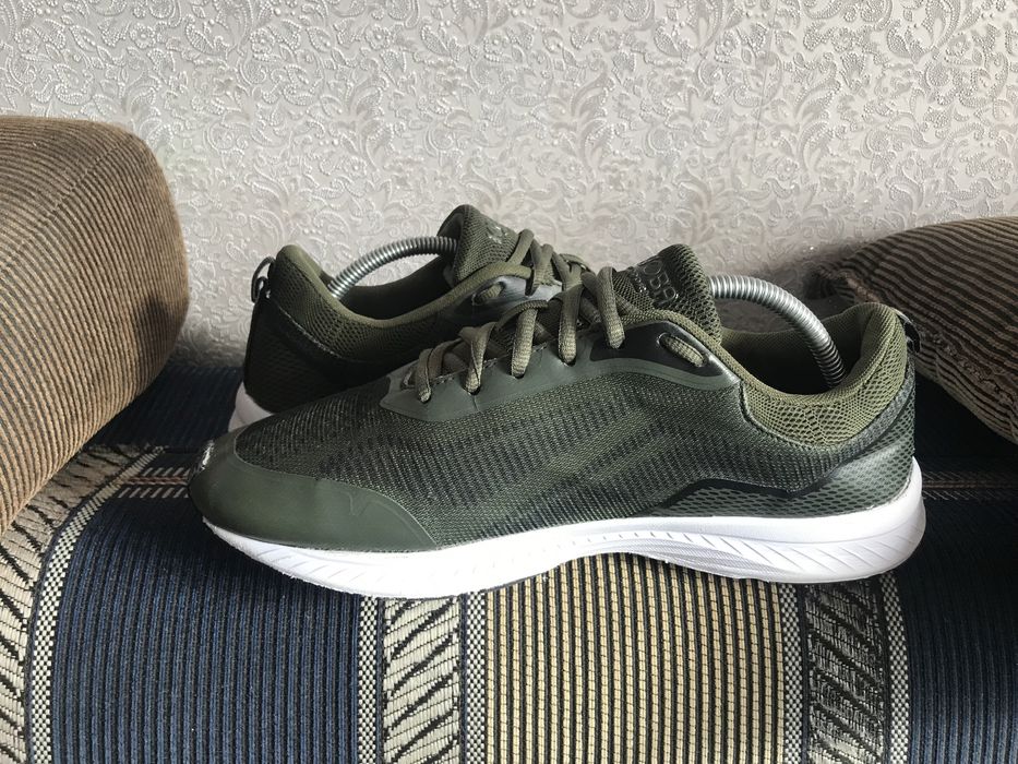 Кросівки Kayoba 43-44 р, по устілці 27,5-28 см