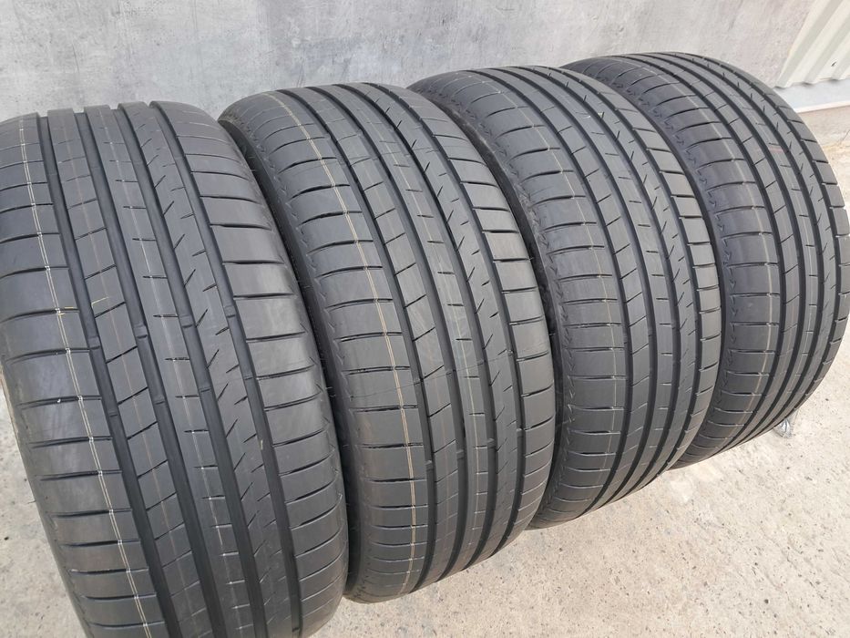 Резина літо ЯК НОВА Bridgestone 255/50 R20 Alenza 001 e-TRON Audi Q7