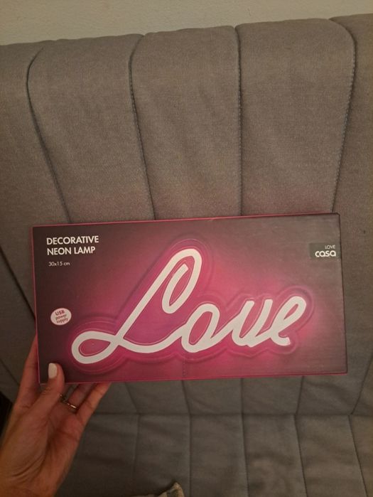 Luz Neon Love cor rosa