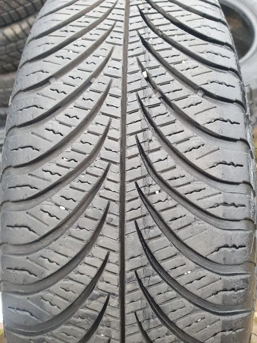 165/70R13 79T Goodyear 4SEASON