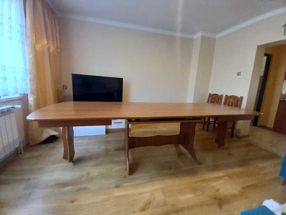 Stół z krzesłami 8 szt. komplet