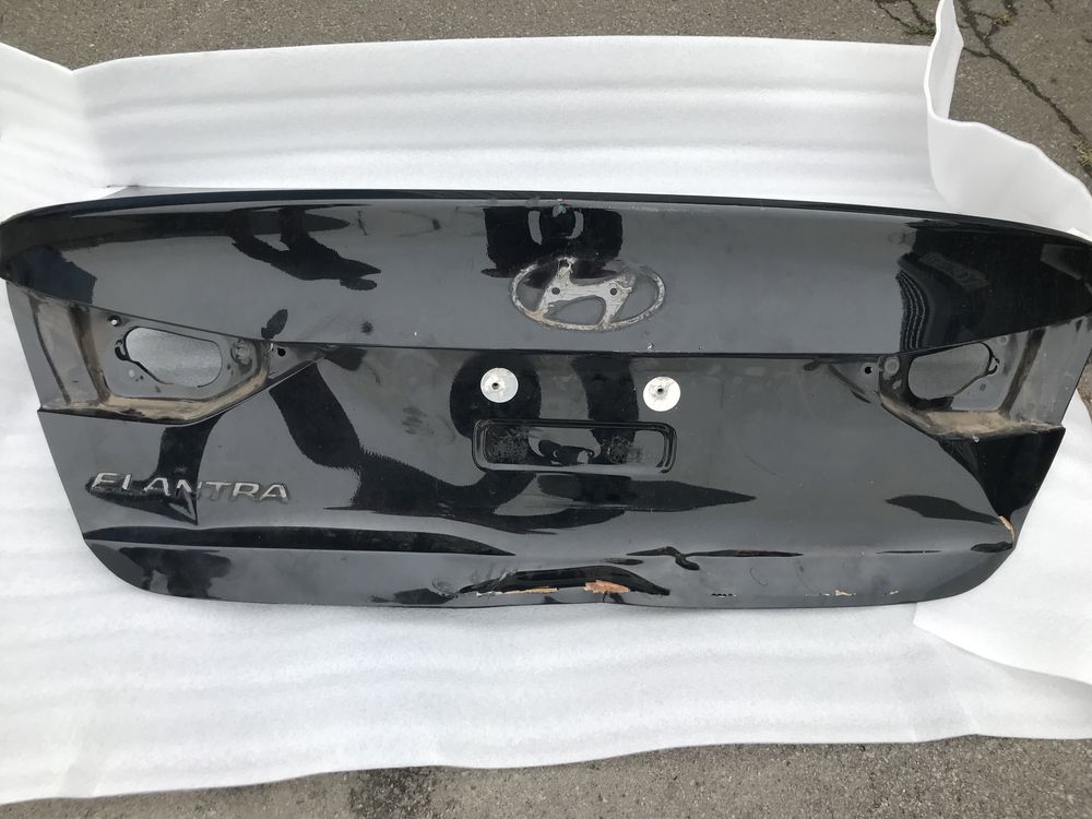 Крышка багажника ELANTRA 69200F2010/69200F3010