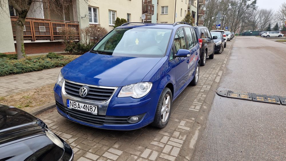 Wynajem  Wypożyczalnia  Samochodów Aut